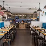 Western Canet-plage Otel 4*