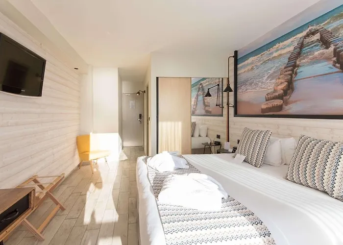 Western Canet-plage فندق كانيه